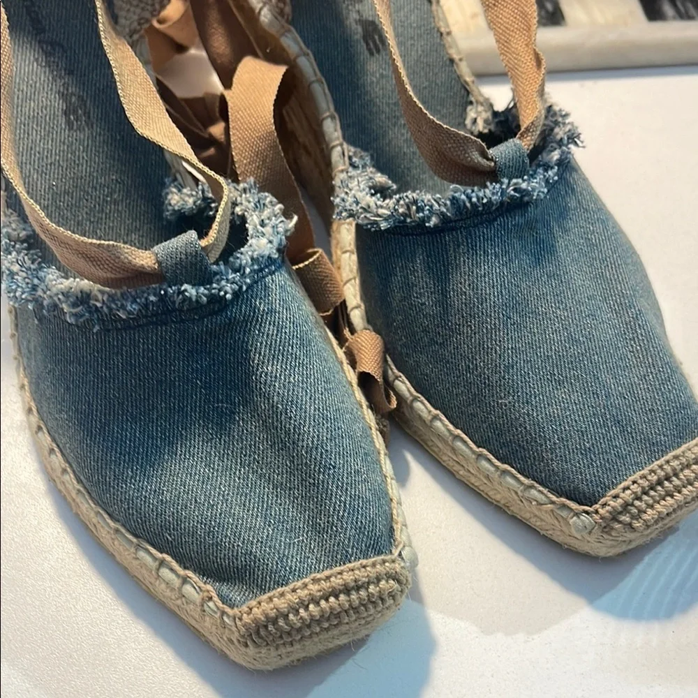 American Eagle Denim Blue and Tan Espadrille Slip-Ons - Picture 13 of 16
